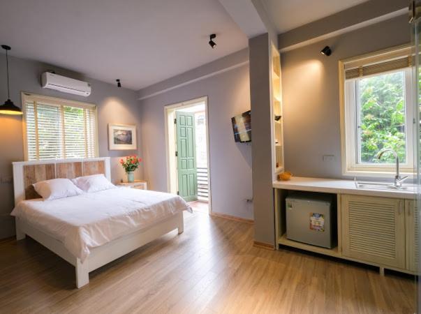 Le Petit Hanoi Luaran gambar